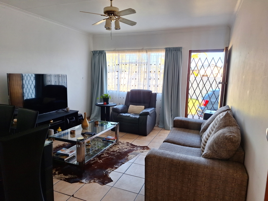 To Let 3 Bedroom Property for Rent in Scheepershoogte Eastern Cape